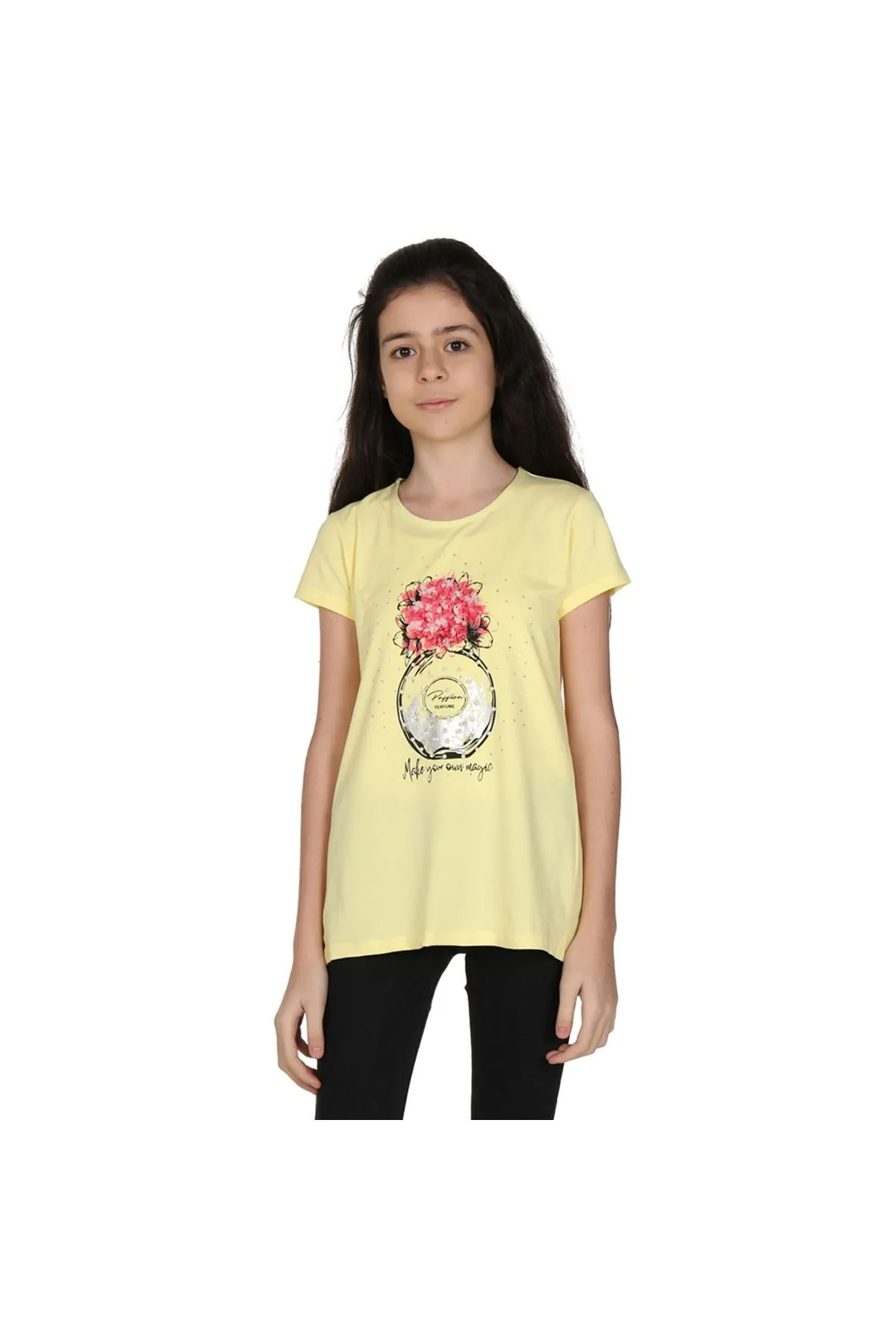 Kız Çocuk Parfüm Nakışlı T-shirt